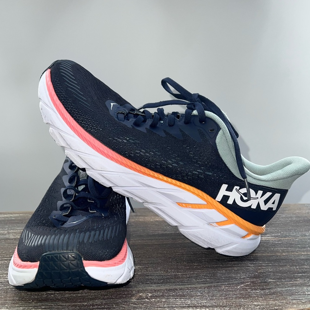 Hoka Orange and blue Clifton 7 (1st pic is a stock photo) - Picture 2 of 8